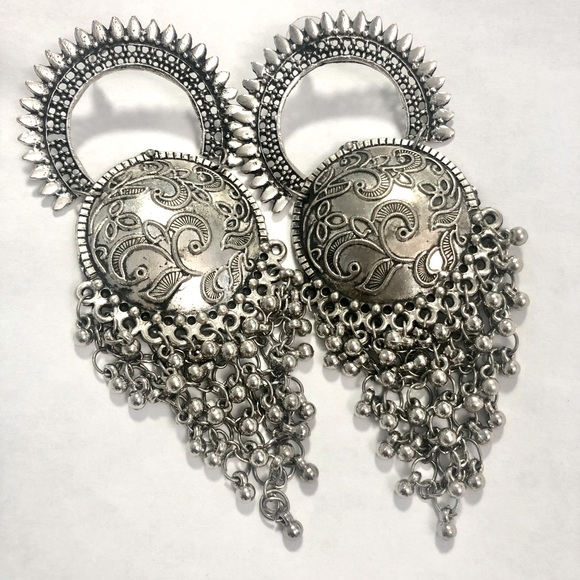 Silver big statement earrings - Picture 1 of 4